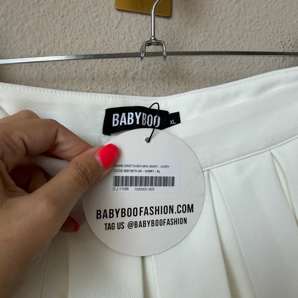 Babyboo Gretchen Ivory Pleated Mini Skirt NWT Size XL - Picture 4 of 6